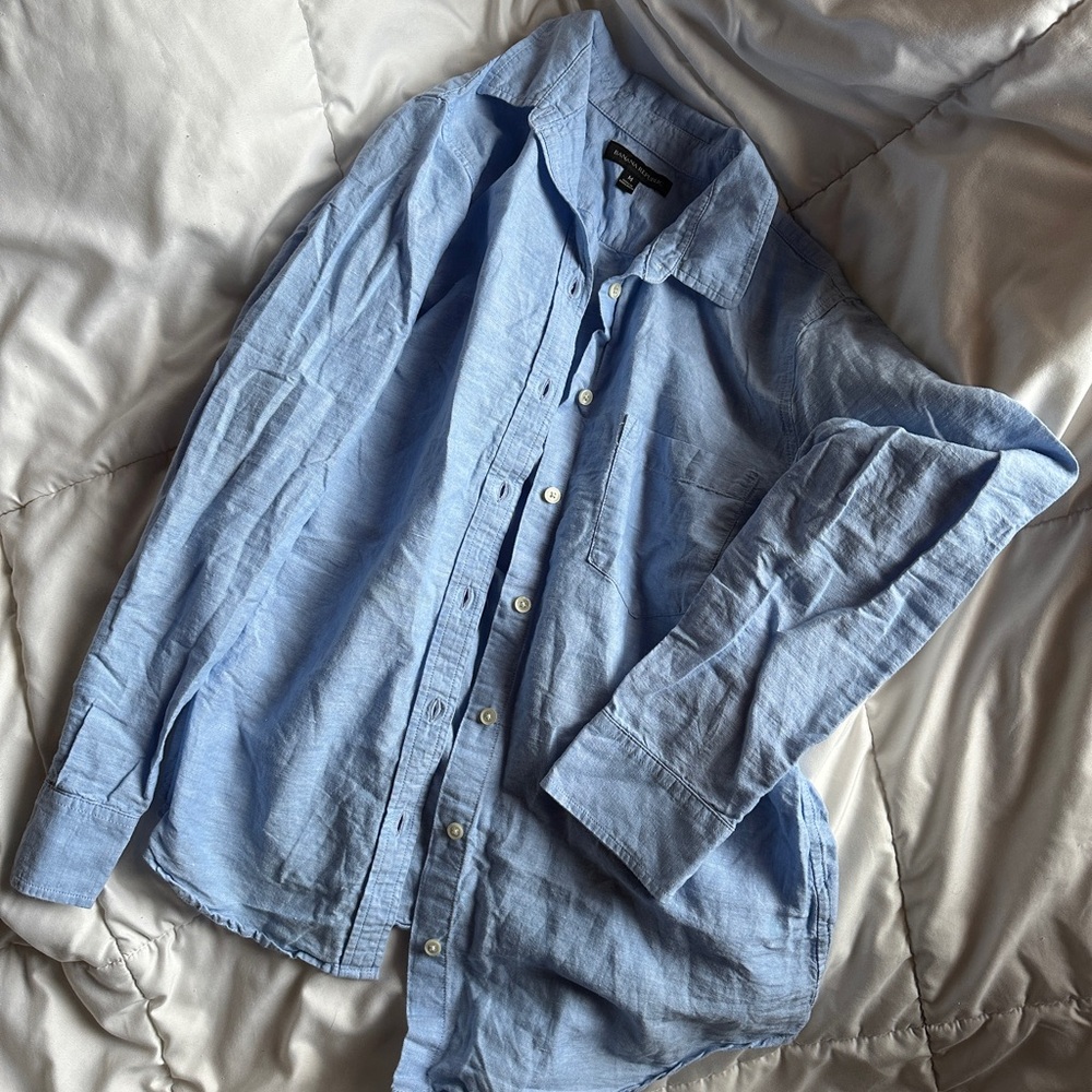 Blue banana republic linen button up